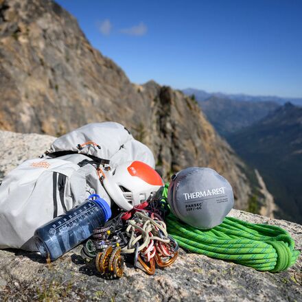 Therm-a-Rest - Parsec Sleeping Bag: 20F Down