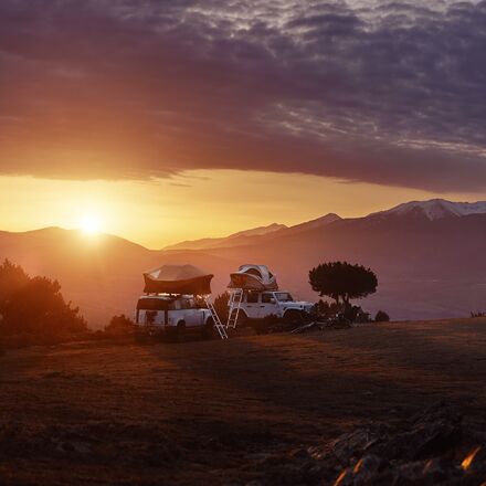 Thule - Approach Rooftop Tent: 2-Person 4-Season