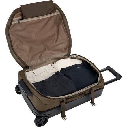 Thule - Chasm 40L Carry On Wheeled Duffel Bag