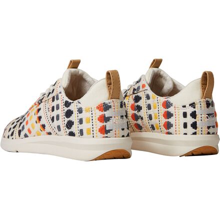 toms cabrillo men's