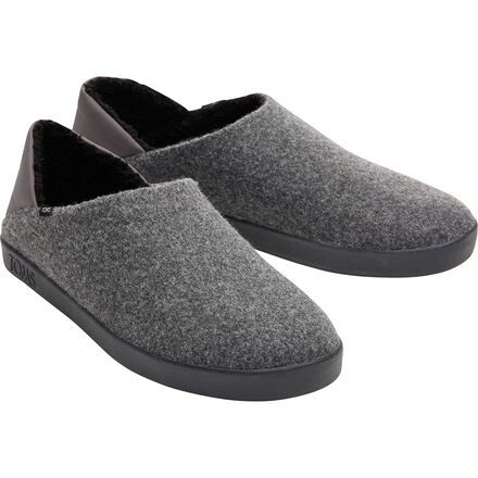 Toms - 3/4 Front