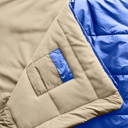 The North Face - Eco Trail Bed Sleeping Bag: 20F Synthetic