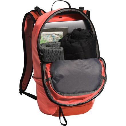 The North Face - Basin 18L Backpack