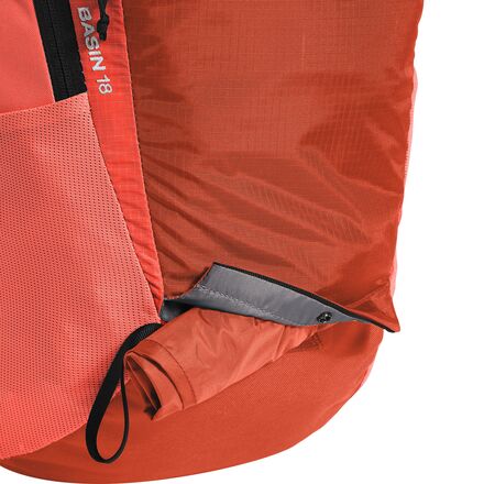 The North Face - Basin 18L Backpack