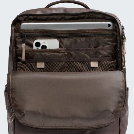The North Face Base Camp Voyager Daypack - 26L - Accessories