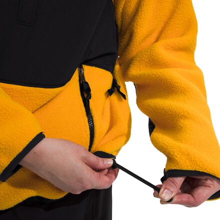 The North Face - Retro Denali Plus Jacket - Women's