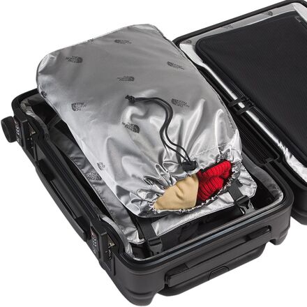 The North Face - All Weather 4-Wheeler 22in Roller Luggage