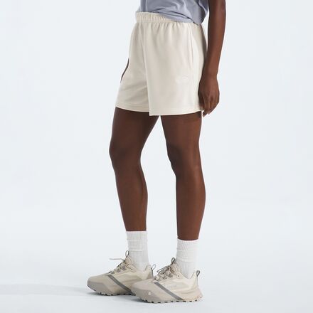 The North Face - Evolution Embroidered Short - Women's