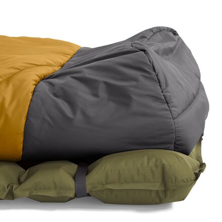 The North Face - Universal One Sleeping Bag: 20F Synthetic