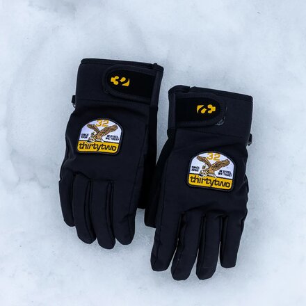 ThirtyTwo - Gateway Glove
