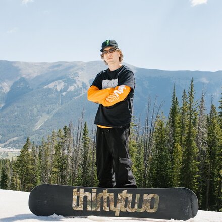 ThirtyTwo - T32M FASE Snowboard Bundle
