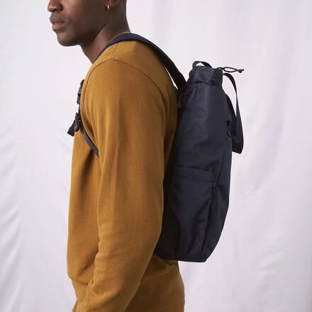 United by Blue - (R)Evolution 25L Convertible Carryall Bag