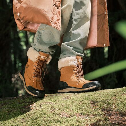 UGG - Adirondack III Boot - Women's