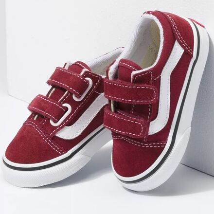 Vans - Old Skool V Skate Shoe - Toddler Girls' - Pomegranate/True White