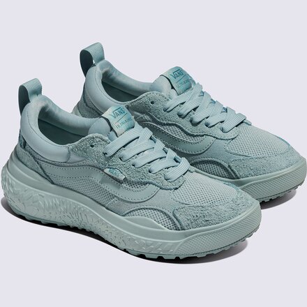 Vans - MTE Ultrarange Neo VR3 Shoe - Women's