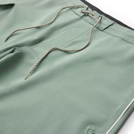 Vissla - Solid Sets 18.5in Boardshort - Men's