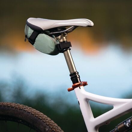 Wolf Tooth Components - Valais Seat Bag Adapter