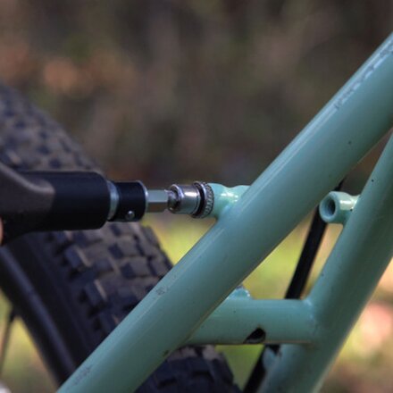 White Lightning - 6-In-1 Bike Tool