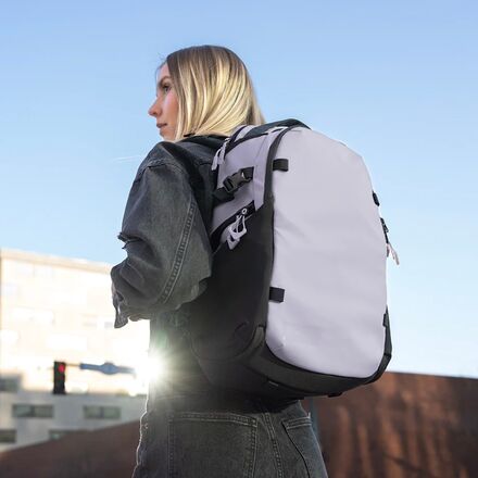 WANDRD - Stratus Photo 18L Backpack