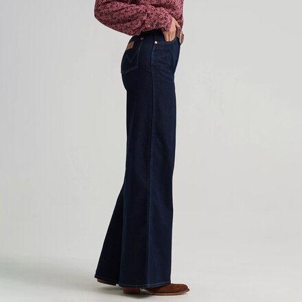 Wrangler - High Rise Canyon Trouser - Women's