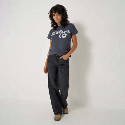 Wrangler - Mid Rise Loose Straight Jean - Women's