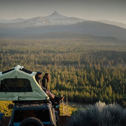 Yakima - SkyRise SL Rooftop Tent: 2-Person 4-Season