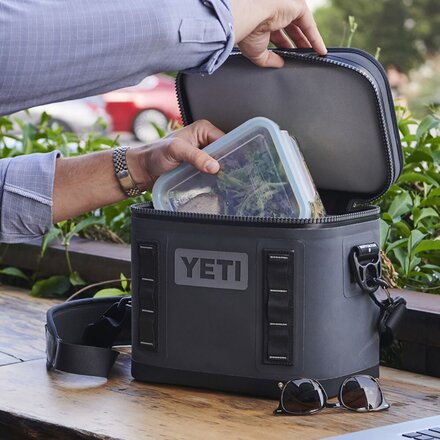 YETI - Hopper Flip 18 Soft Cooler