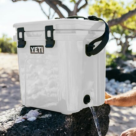 YETI - Roadie 24 2.0 Cooler