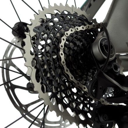 Yeti Cycles - SB5.5 Carbon Eagle Complete Mountain Bike - 2017