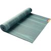 Tapis de yoga bleu enroulé au premier plan généré par l'IA | Image