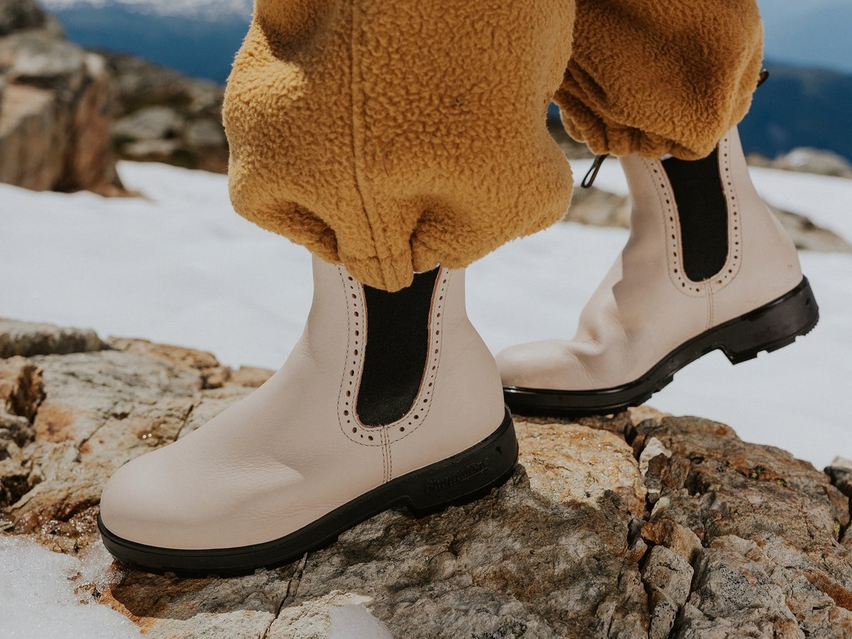 Women's Footwear