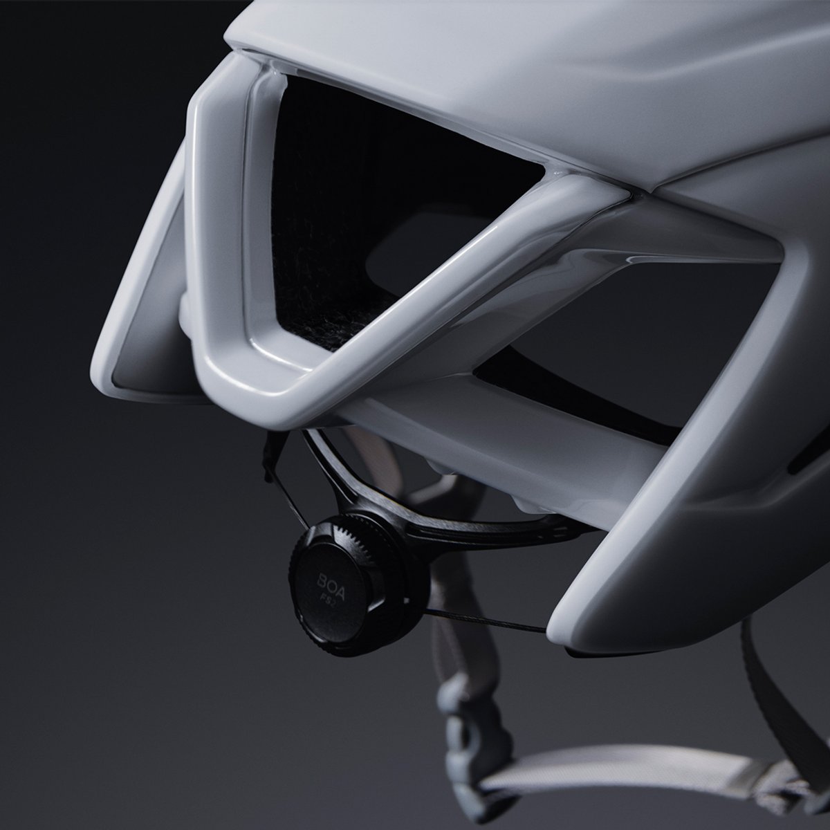 An closeup of the Specialized Evade from the rear, highlighting the BOA adjustment at the back.