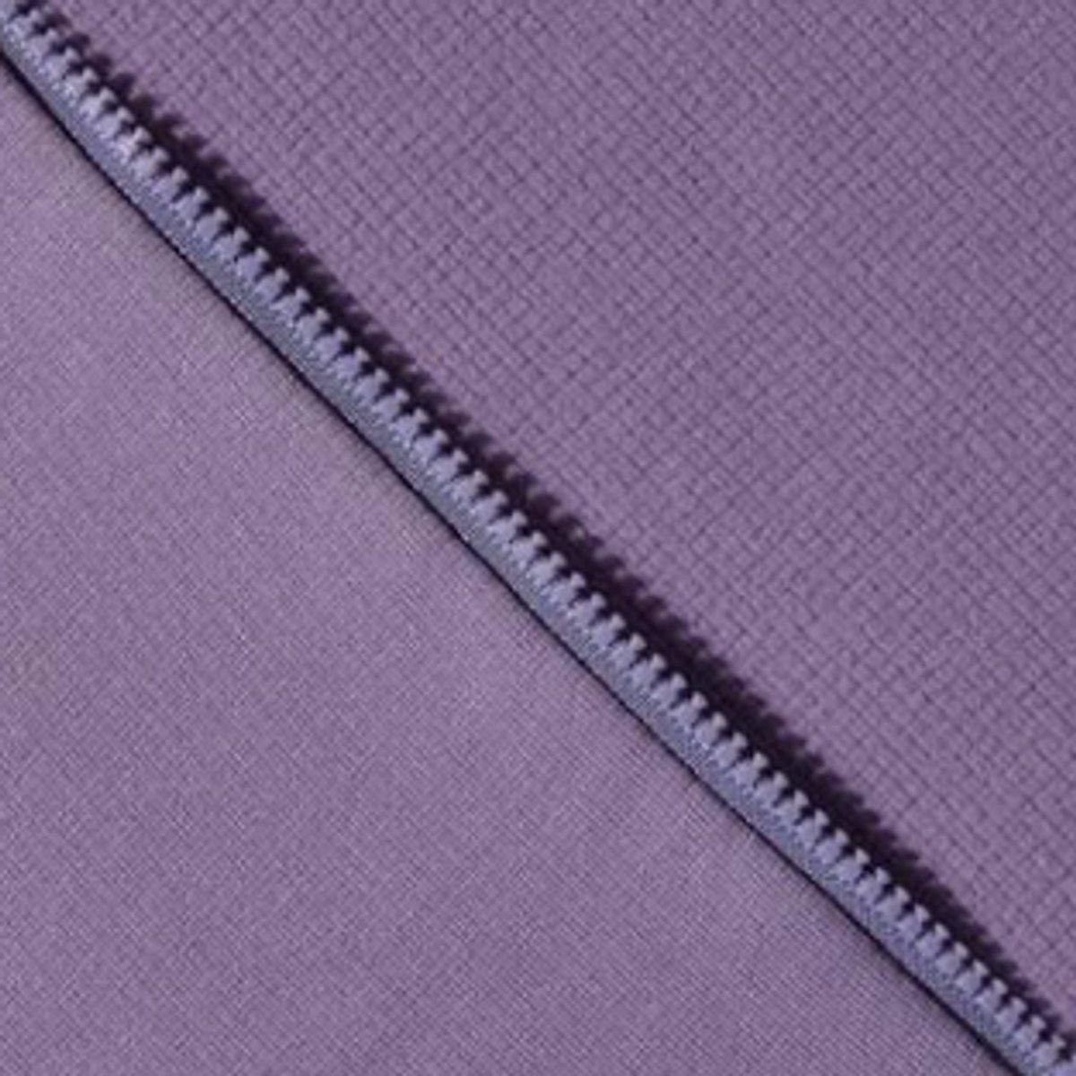 A closeup of the R1 Thermal fabric.
