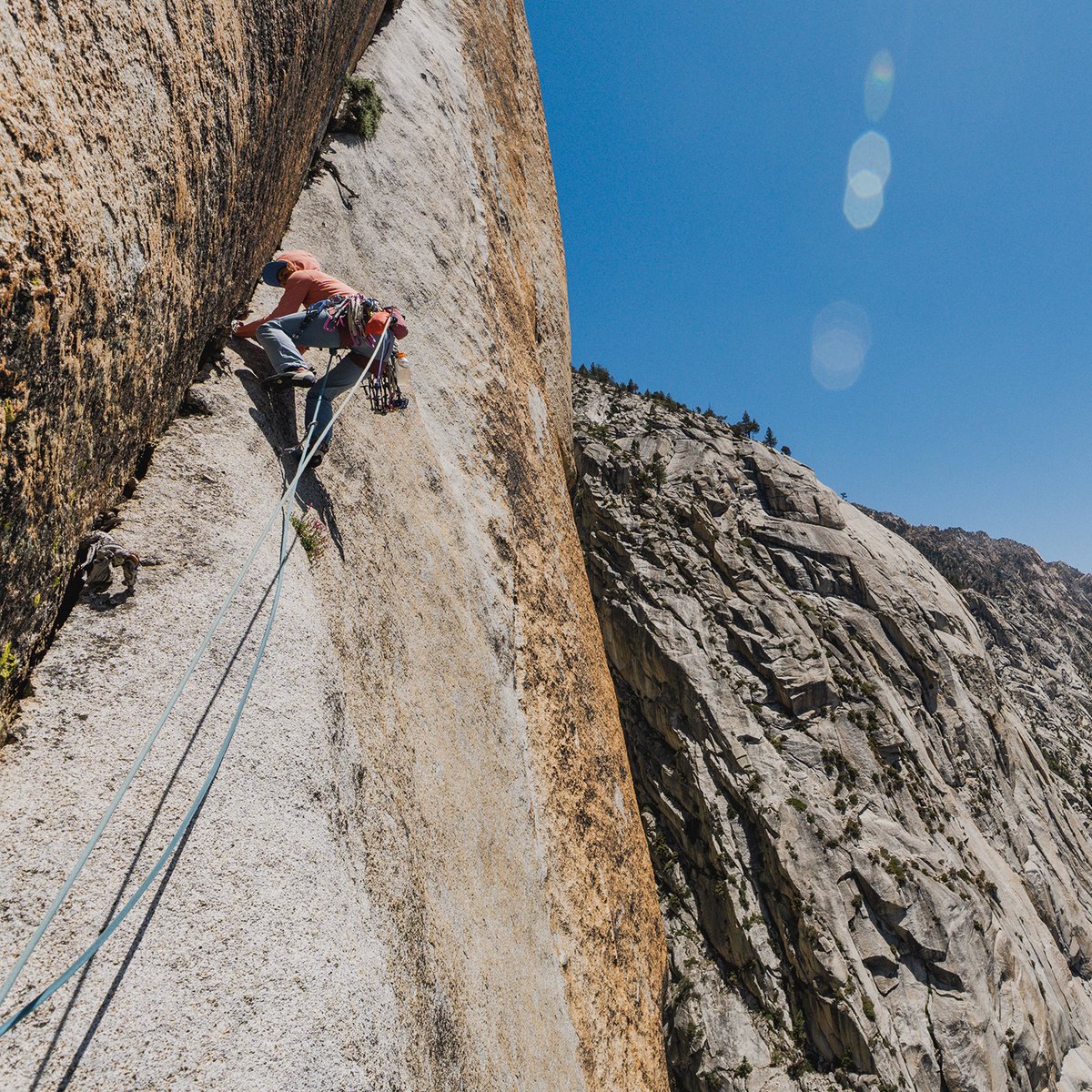 Climber climbing up a crack.