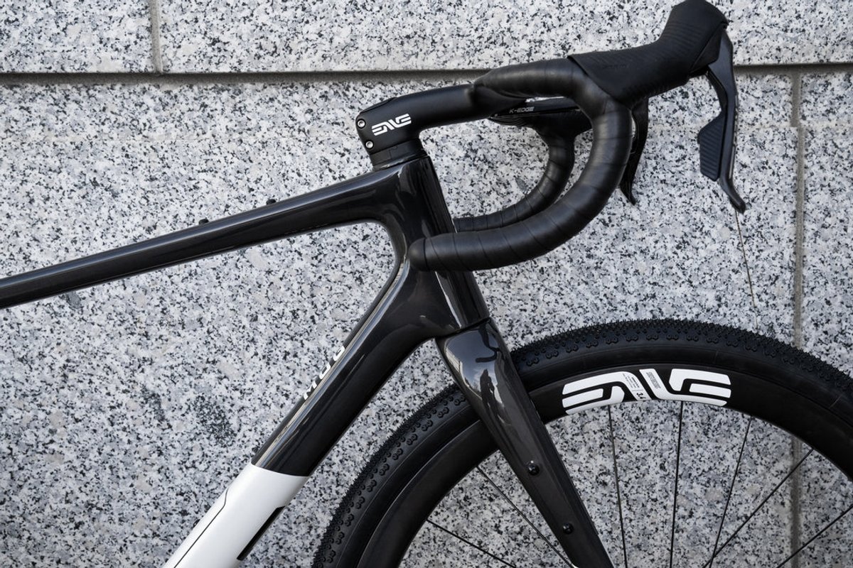ENVE MOG carbon gravel bike front end with integrated cockpit and disc brake fork