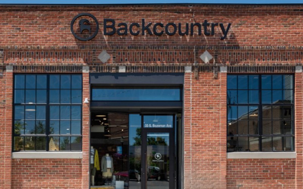 Store Hours & In-store Pickup